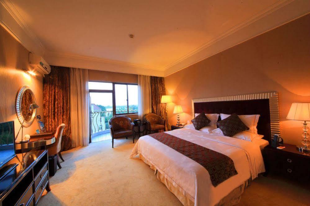 Country Garden Phoenix Hotel Jingmen Ngoại thất bức ảnh